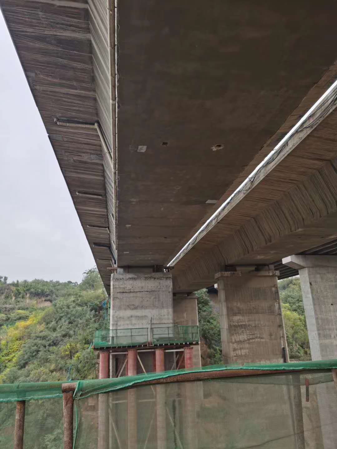 福州桥梁加固前制定可行设计方案图并用对施工方法